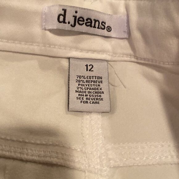 D. Jeans White Cuffed Cropped Ankle Pants Size 12 - Picture 6 of 6